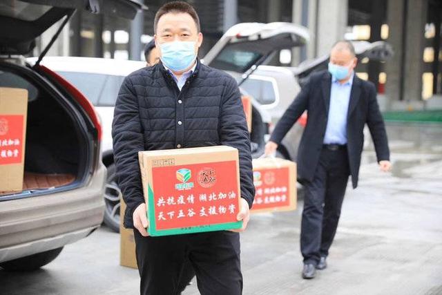 公益路上齊魯糧油再出發(fā)，第三批20噸馳援湖北糧油產(chǎn)品已啟程(圖4)